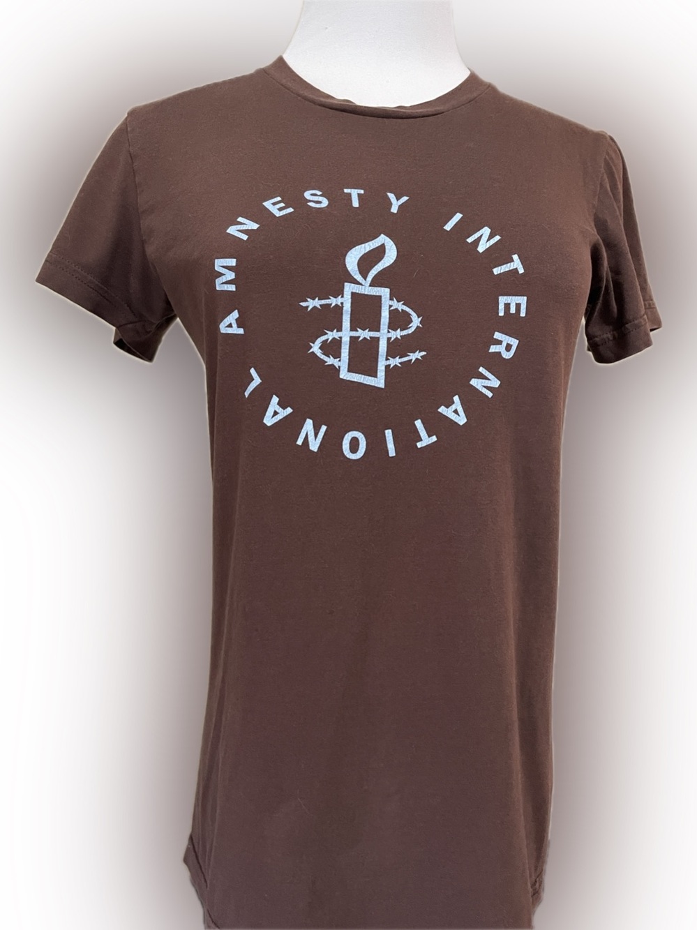 Amnesty International Brown Short-Sleeve Tee | S/M